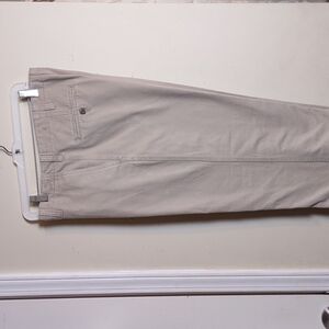 Eddie Bauer Classic fit outdoor outfitters Chinos